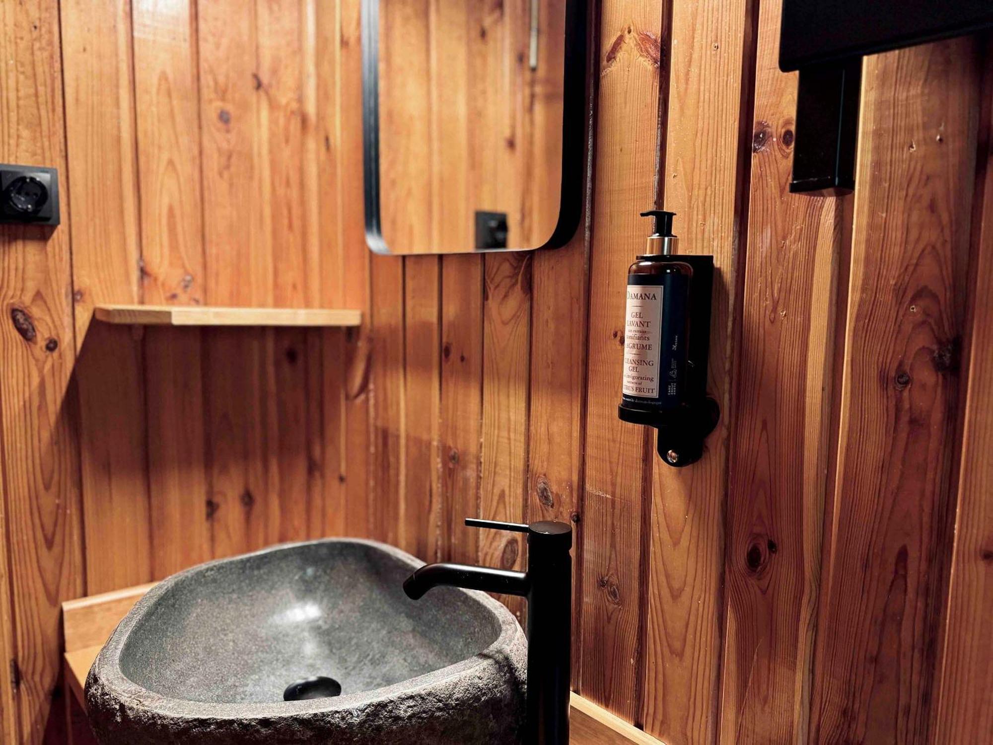 Hotel Basecamps Cerdanya Caixans Pokoj fotografie