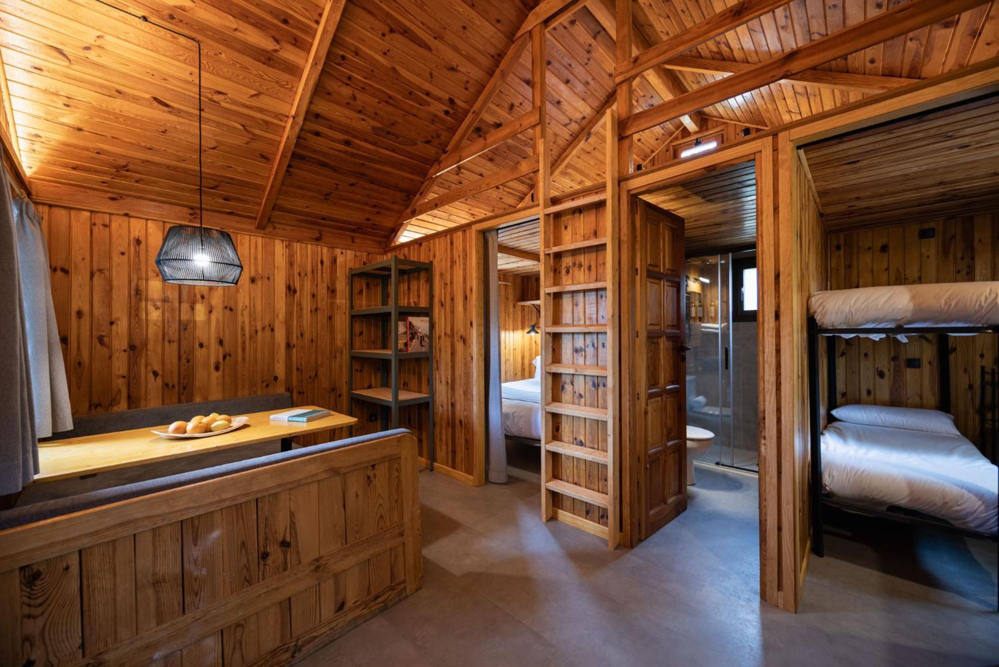 Hotel Basecamps Cerdanya Caixans Pokoj fotografie